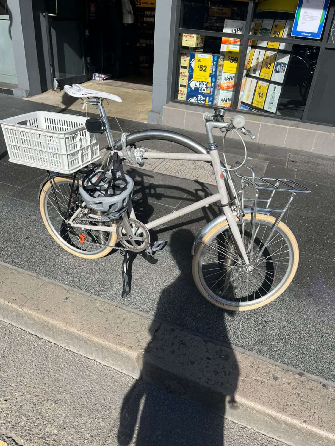 Sick bike with Crate